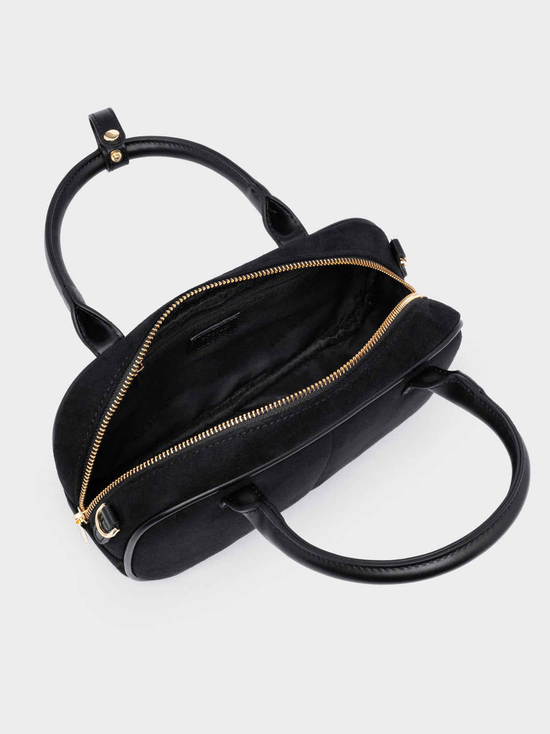 Gisou Black